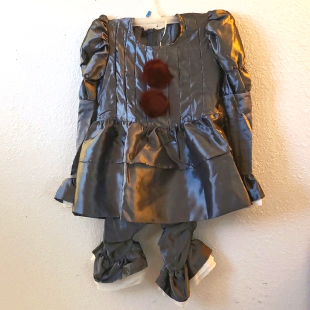 It Inspired Silver Gray Sateen Clown Costume w/Lace Cuffs/Hens and 2 Fur PomPoms